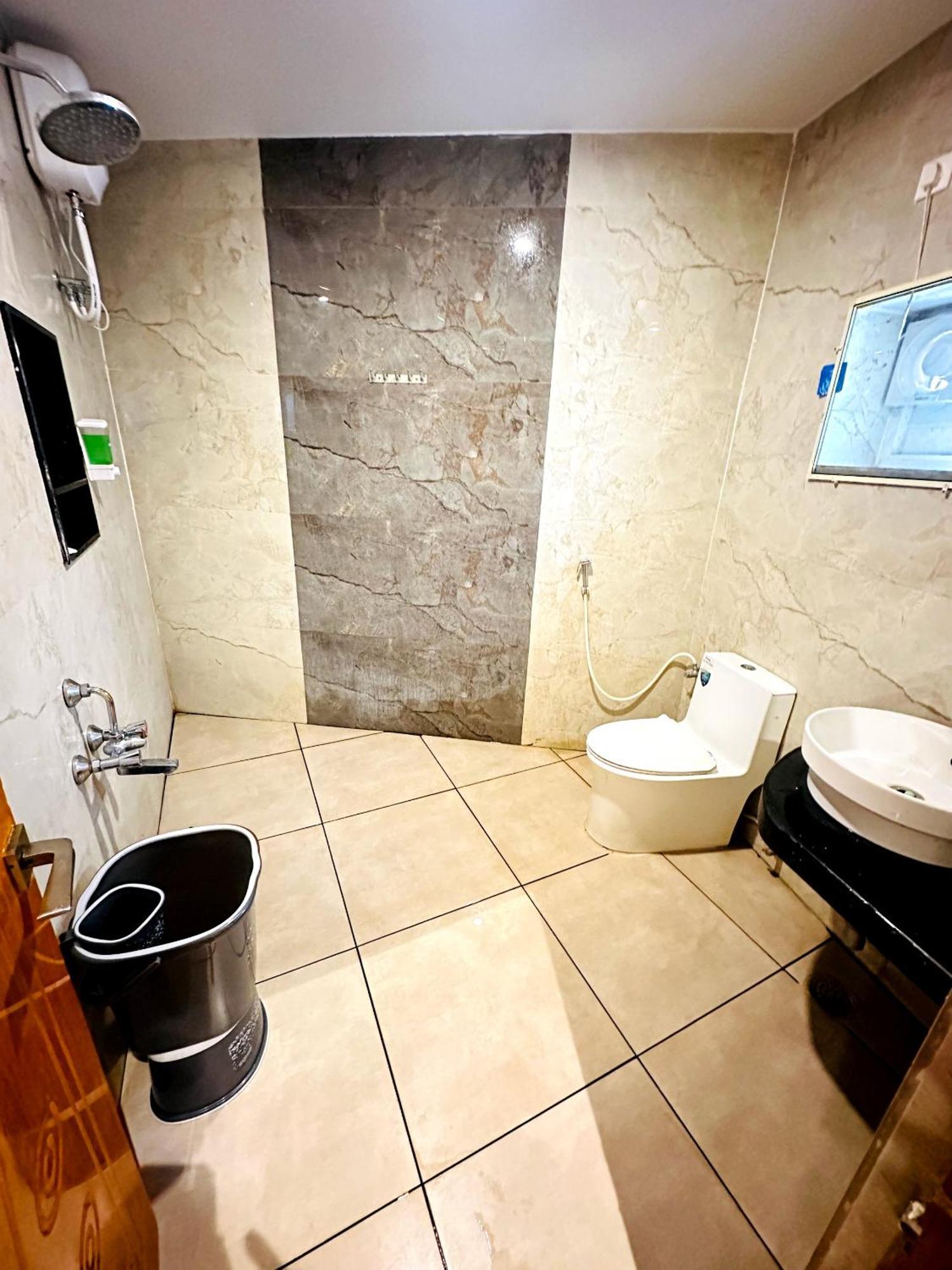 Ssk Malligai Residency Ramanathapuram Zimmer foto
